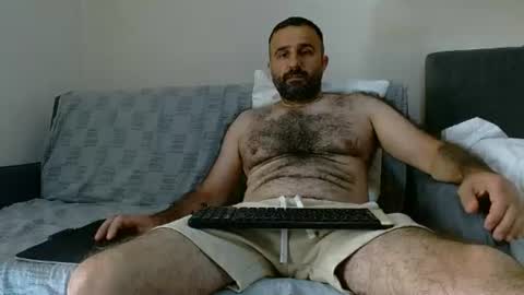 loveivat80 online show from June 14, 2026, 9:00 am