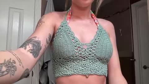 Snapshot of loveivyy chatting on April 14, 2026, 5:08 pm just Ivy D online show from April 14, 2026, 5:08 pm