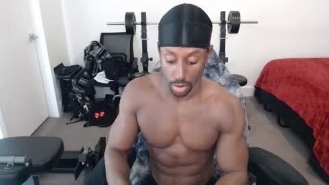 loveleexd21 online show from October 1, 2025, 9:43 pm