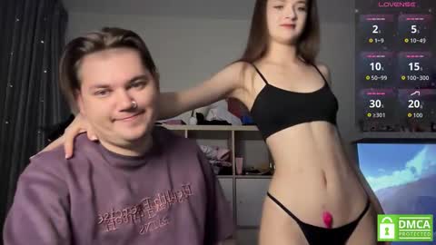 Mileena and Oliver online show from September 18, 2025, 10:39 am