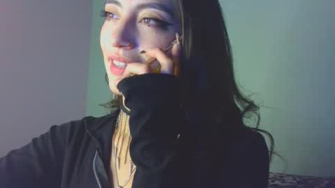 Snapshot of lovely_akira_xwx chatting on October 3, 2025, 6:32 am Tami online show from October 3, 2025, 6:32 am