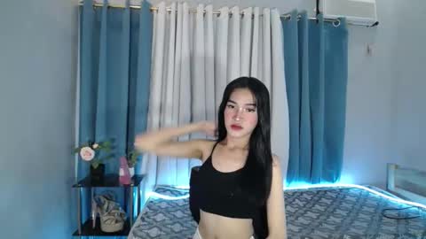 BELLA online show from April 4, 2026, 9:07 am