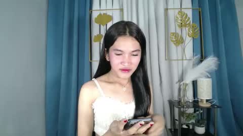 Snapshot of lovely_bellax chatting on May 18, 2026, 2:07 am BELLA online show from May 18, 2026, 2:07 am