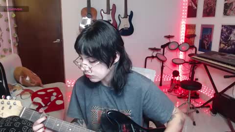 Cassie online show from October 8, 2025, 2:31 am