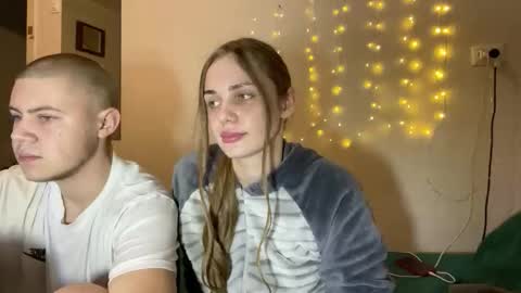 Snapshot of lovely_couple00 chatting on March 18, 2026, 7:06 pm lovely_couple00 online show from March 18, 2026, 7:06 pm
