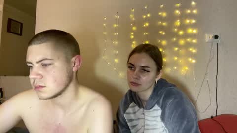 Snapshot of lovely_couple00 chatting on March 26, 2026, 6:24 pm lovely_couple00 online show from March 26, 2026, 6:24 pm