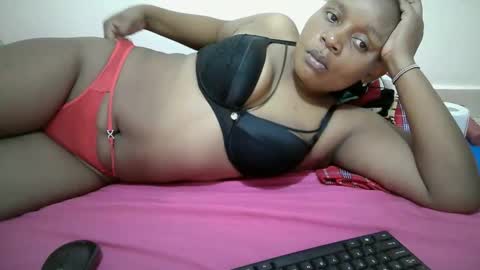 sexylover online show from May 13, 2026, 12:02 pm