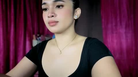 Snapshot of lovely_kurtny04 chatting on May 7, 2026, 5:51 pm LOVE online show from May 7, 2026, 5:51 pm