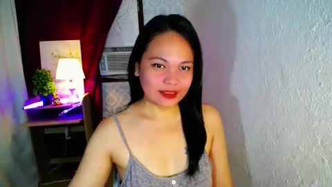 lovely_mara69x online show from September 27, 2025, 9:14 am