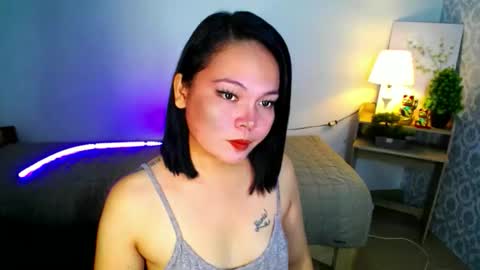 lovely_mara69x online show from October 7, 2025, 10:40 pm