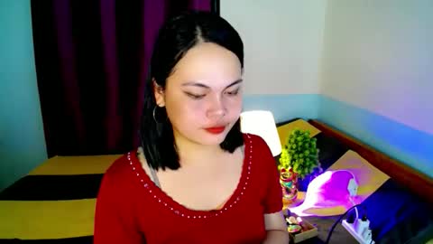 lovely_mara69x online show from October 27, 2025, 6:45 pm