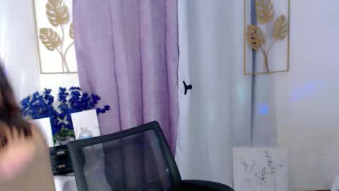 KATE online show from April 8, 2026, 4:29 pm