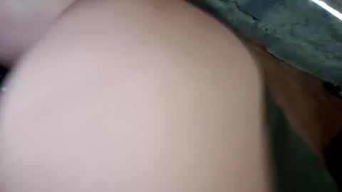 lovely_orchid online show from February 4, 2025, 6:46 am