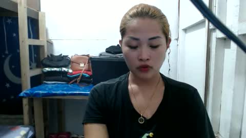 Snapshot of lovely_singlemom chatting on May 28, 2026, 4:54 am ask me dear online show from May 28, 2026, 4:54 am