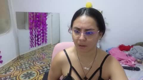 Snapshot of lovely_trix_ chatting on September 29, 2025, 12:10 pm Trix online show from September 29, 2025, 12:10 pm