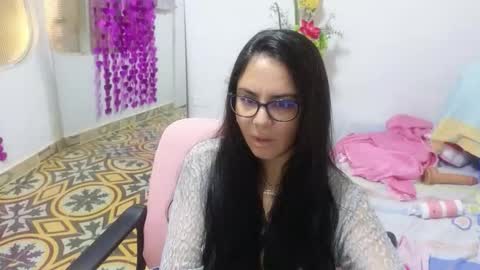 Snapshot of lovely_trix_ chatting on October 28, 2025, 11:47 am Trix online show from October 28, 2025, 11:47 am