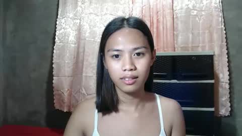 Snapshot of lovely_yvoneslutty chatting on September 30, 2025, 9:47 am lovely_yvoneslutty online show from September 30, 2025, 9:47 am