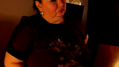 Anelana online show from March 4, 2025, 4:27 am