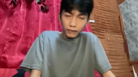 lovelyboy_jm online show from May 10, 2026, 11:48 am