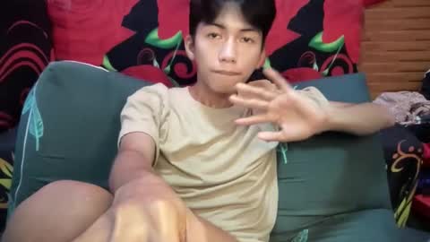 lovelyboy_jm online show from May 18, 2026, 4:07 am