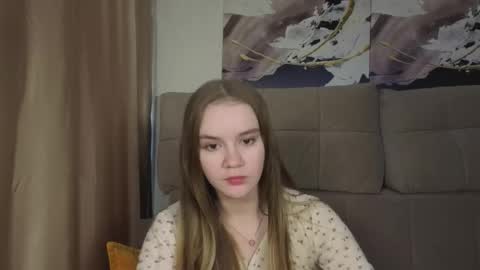 Snapshot of lovelygracee chatting on November 5, 2025, 1:44 pm lovelygracee online show from November 5, 2025, 1:44 pm
