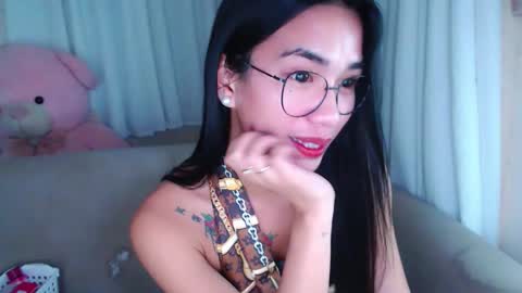 lovelymae18 online show from December 2, 2024, 7:49 pm