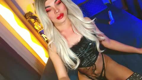 Snapshot of lovelymiss_shyna11 chatting on June 28, 2026, 2:39 am lovelymiss_shyna11 online show from June 28, 2026, 2:39 am