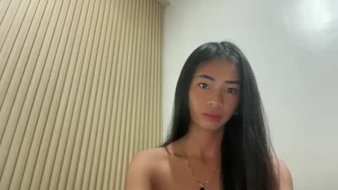 Snapshot of lovelyours_kishia chatting on April 4, 2026, 12:35 pm lovelyours_kishia online show from April 4, 2026, 12:35 pm