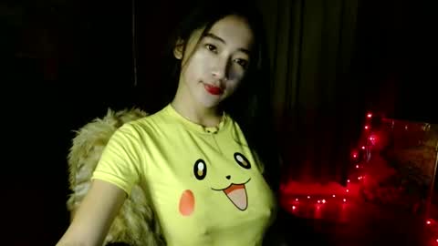 lovelypetite143 online show from February 24, 2026, 8:23 am