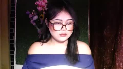 lovely online show from December 19, 2025, 7:10 pm