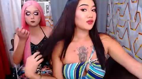 lovelyshelo online show from May 23, 2026, 6:23 pm
