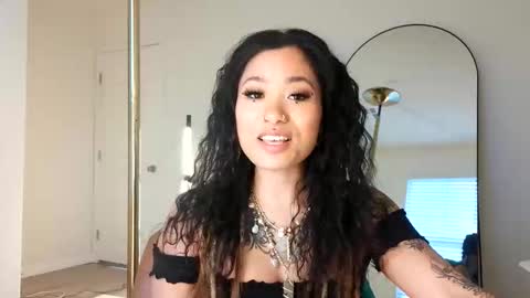 Snapshot of lovelyxmacii chatting on March 2, 2026, 1:30 am lovelyxmacii online show from March 2, 2026, 1:30 am