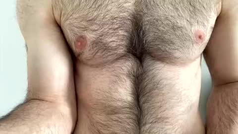 lovenaffection online show from November 18, 2025, 5:39 pm