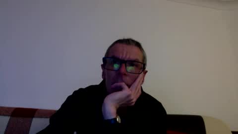 Snapshot of lovepvclate40s chatting on December 1, 2025, 8:03 pm lovepvcearly50s online show from December 1, 2025, 8:03 pm