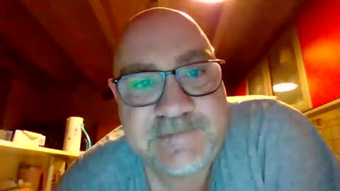 Snapshot of lover010983 chatting on March 10, 2025, 5:22 am lover010983 online show from March 10, 2025, 5:22 am