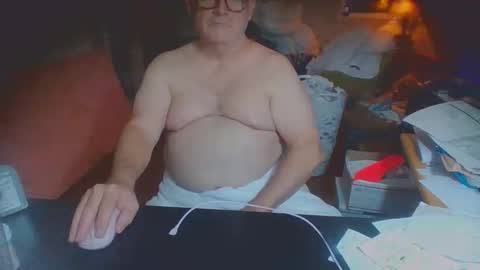 Papi Chulo online show from June 9, 2026, 6:03 am