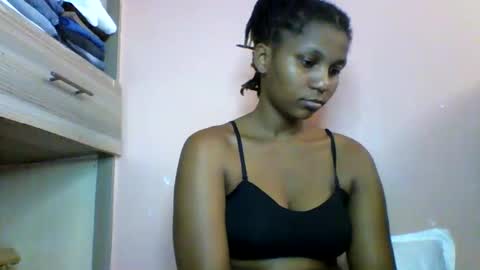 lovergal257 online show from March 19, 2026, 7:01 am
