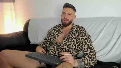 Snapshot of lovermike_ chatting on May 16, 2026, 6:28 pm Mike online show from May 16, 2026, 6:28 pm