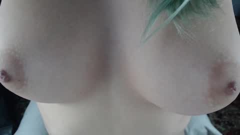 lovers613228 online show from December 20, 2024, 2:52 am