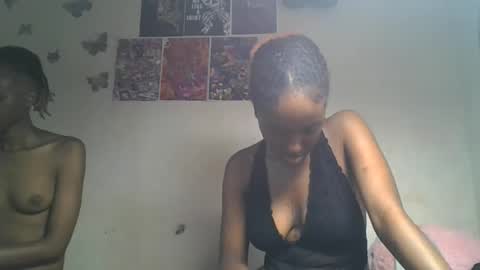 Snapshot of lovers_oncam chatting on June 8, 2026, 2:50 pm RedJoy online show from June 8, 2026, 2:50 pm