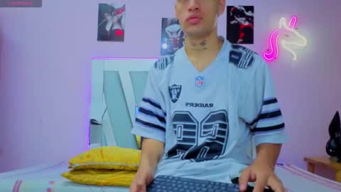 Snapshot of loversinfire chatting on November 2, 2025, 10:28 am sofia and bryan online show from November 2, 2025, 10:28 am