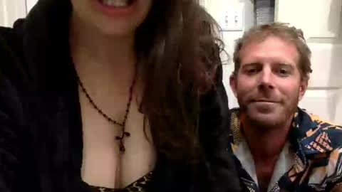 sexyravers online show from December 21, 2025, 9:38 am