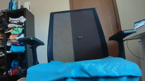 Snapshot of lovestrapons1 chatting on March 17, 2026, 1:14 pm lovestrapons1 online show from March 17, 2026, 1:14 pm