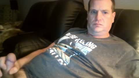 lovetocum37 online show from January 6, 2026, 5:33 am