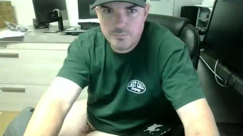 Love2Game online show from December 16, 2025, 1:10 am