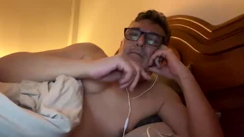 LovetoLick online show from January 9, 2025, 12:03 am