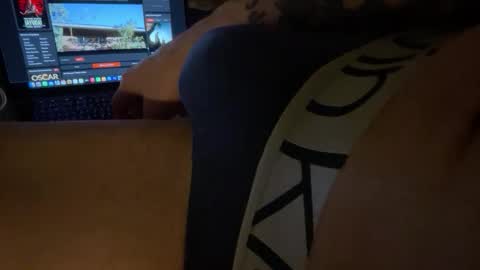 loveweed22 online show from February 22, 2026, 11:58 pm