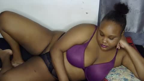 loveytiana online show from May 19, 2026, 7:37 am