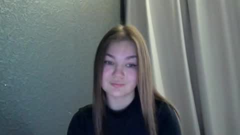 loviesimone online show from October 6, 2025, 10:02 am