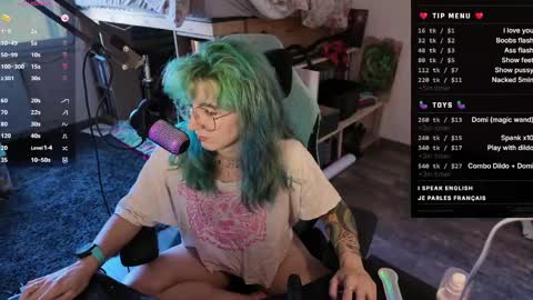 Lovilyn24 online show from May 29, 2026, 1:20 pm